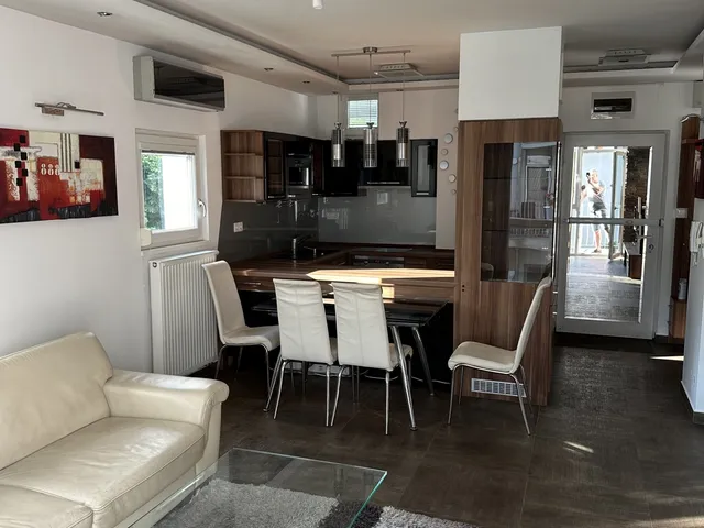 Kiadó lakás Budapest XIV. kerület, Komócsy utca 55 nm