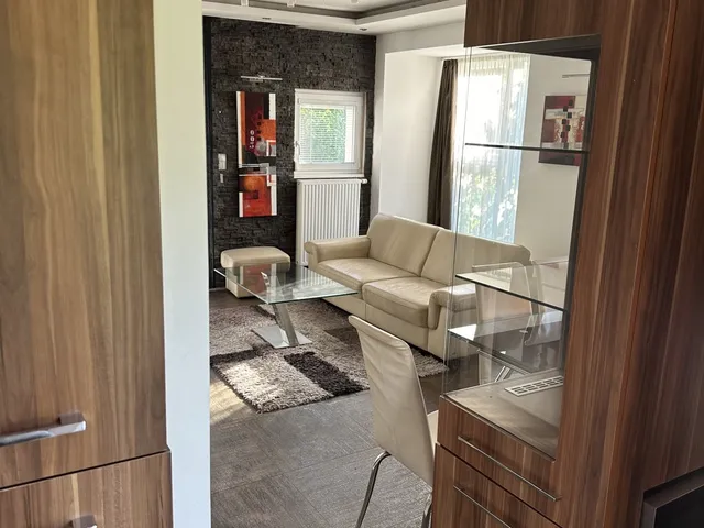 Kiadó lakás Budapest XIV. kerület, Komócsy utca 55 nm