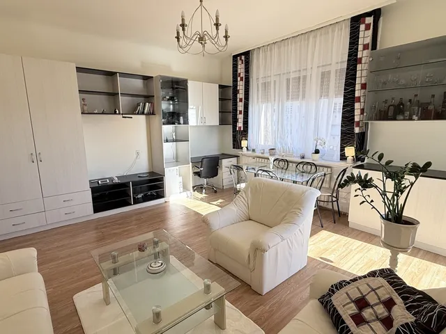 Kiadó lakás Budapest XII. kerület 80 nm