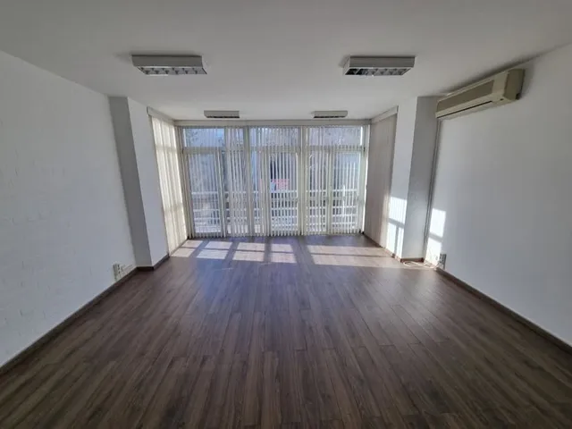 Kiadó lakás Budapest XI. kerület, Gellérthegy 180 nm