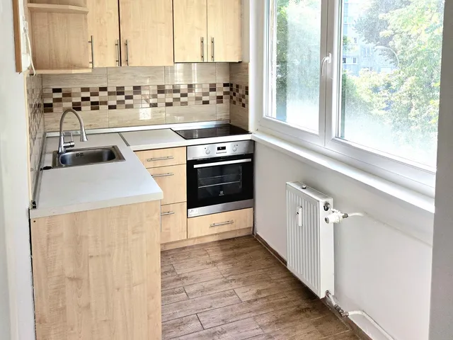 Kiadó lakás Budapest III. kerület, Váradi utca 70 nm