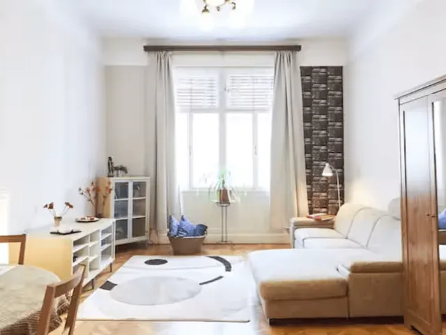 Kiadó lakás Budapest VI. kerület 67 nm