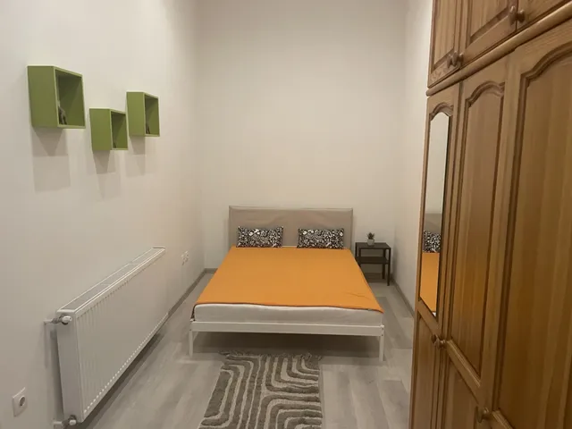 Kiadó lakás Budapest VIII. kerület, Baross utca 60 nm