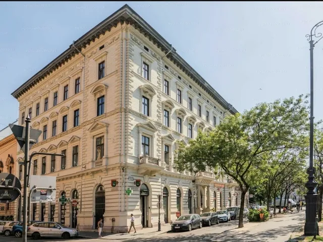Kiadó lakás Budapest VI. kerület, Andrássy út 20 nm