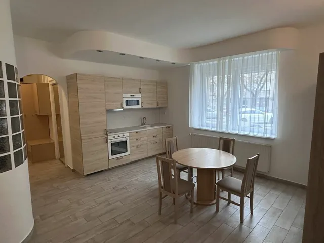 Kiadó lakás Budapest XI. kerület, Somogyi út 45 nm