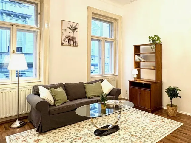 Kiadó lakás Budapest VI. kerület, Weiner Leó utca 86 nm