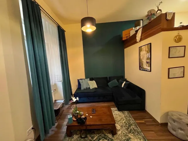 Kiadó lakás Budapest VI. kerület, Jókai tér 32 nm