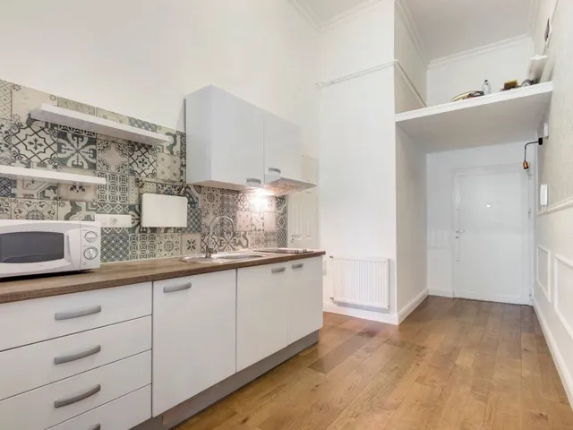 Kiadó lakás Budapest VI. kerület, Nagymező utca 78 nm