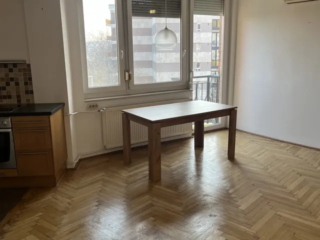 Kiadó lakás Budapest III. kerület, Árpád fejedelem útja 40 nm