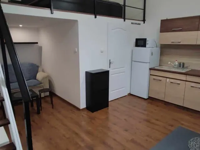 Kiadó lakás Budapest VI. kerület, Andrássy út 30 nm