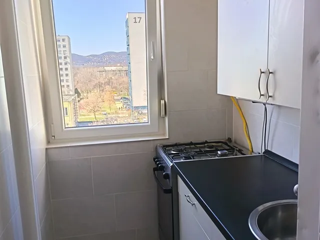Kiadó lakás Budapest XIII. kerület, Párkány utca 35 nm