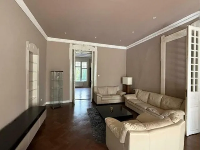 Kiadó lakás Budapest II. kerület, Modori utca 161 nm