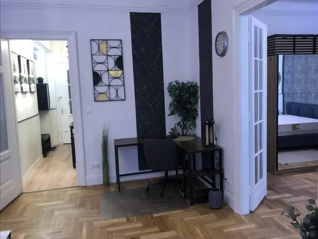 Kiadó lakás Budapest V. kerület, Honvéd utca 60 nm