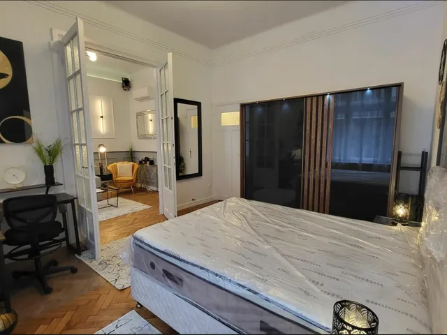 Kiadó lakás Budapest V. kerület, Váci utca 50 nm