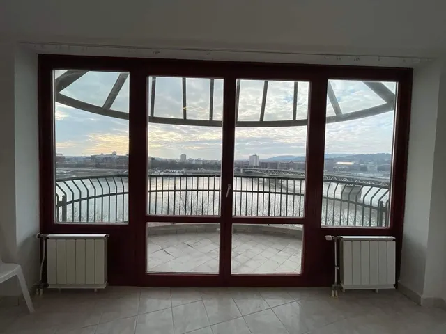 Kiadó lakás Budapest IX. kerület, Boráros tér 100 nm