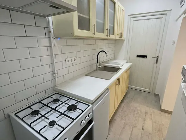 Kiadó lakás Budapest I. kerület, Toldy Ferenc utca 40 nm