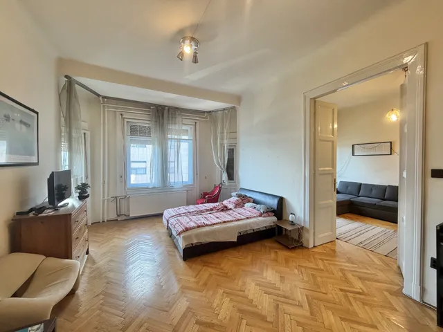 Kiadó lakás Budapest V. kerület, Balassi Bálint utca 77 nm