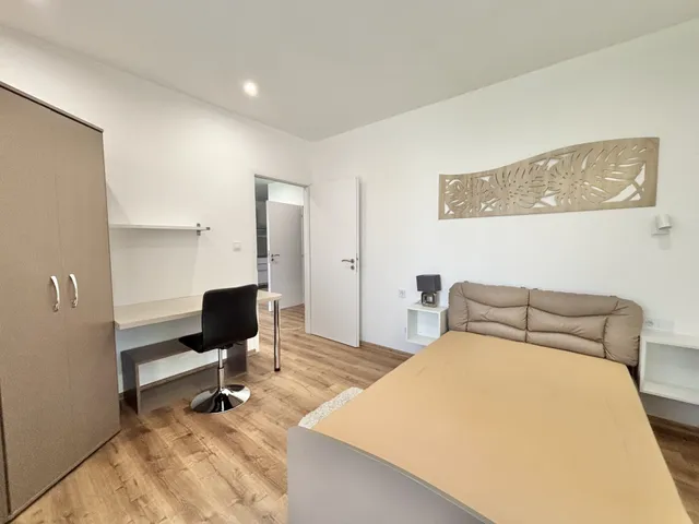 Kiadó lakás Budapest XIV. kerület, Fogarasi út 65 nm