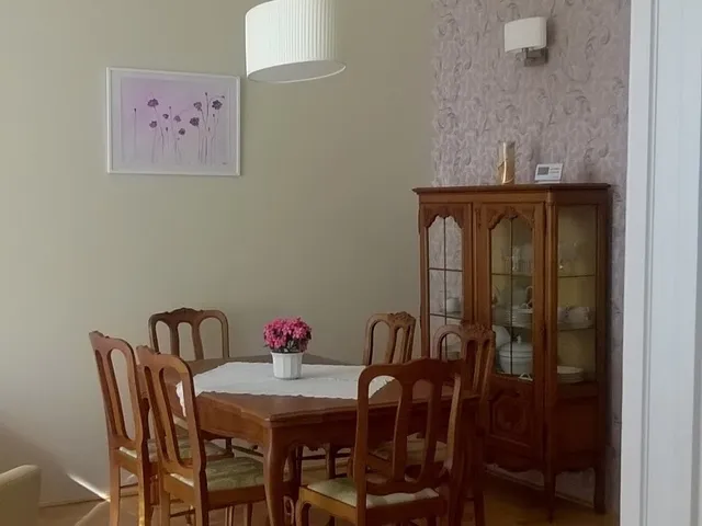 Kiadó lakás Budapest VI. kerület, Teréz körút 75 nm