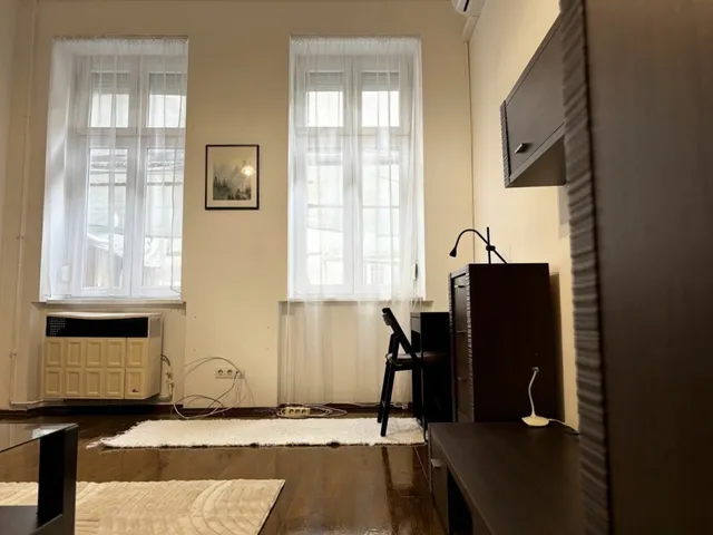 Kiadó lakás Budapest VI. kerület, Ó utca 35 nm