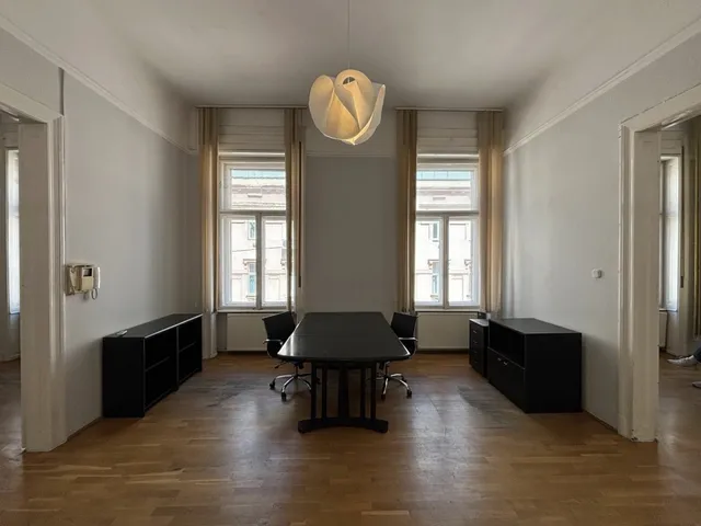 Kiadó lakás Budapest XIII. kerület 108 nm