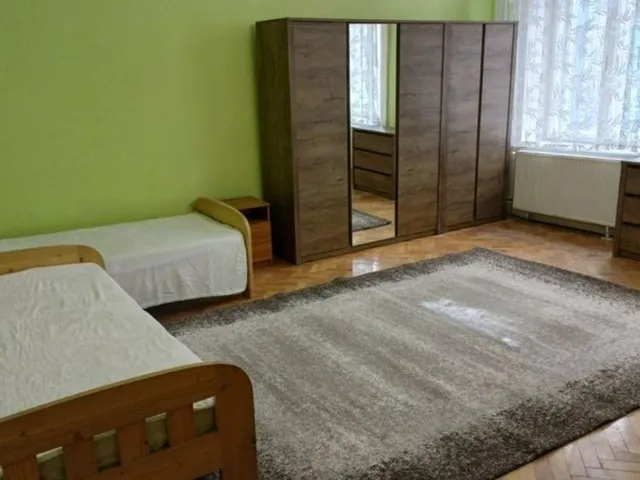 Kiadó lakás Budapest XIII. kerület, Balzac utca 50 nm