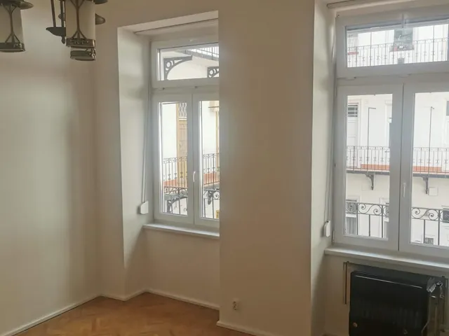 Kiadó lakás Budapest XIII. kerület, Radnóti Miklós utca 25 nm