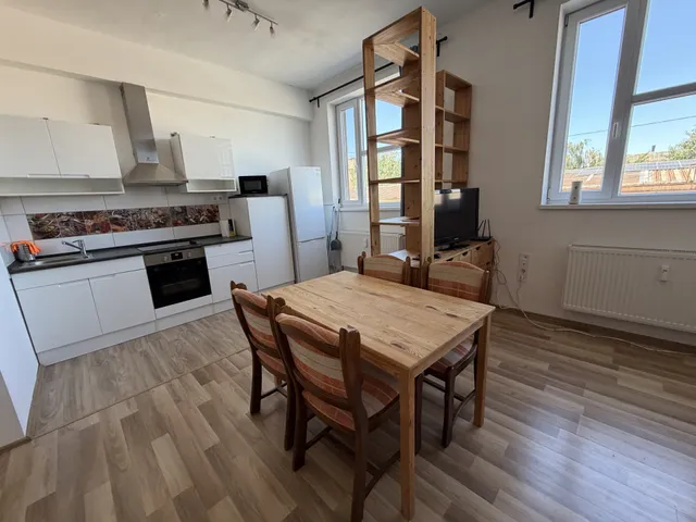 Kiadó lakás Budapest XXI. kerület, Színesfém utca 43 nm