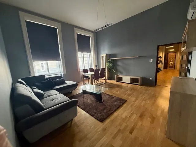 Kiadó lakás Budapest VI. kerület, Kodály körönd 91 nm