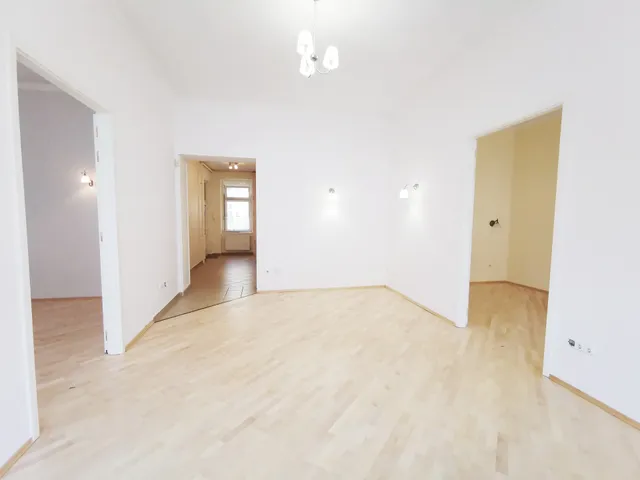 Kiadó lakás Budapest VIII. kerület, Kiss József utca 120 nm