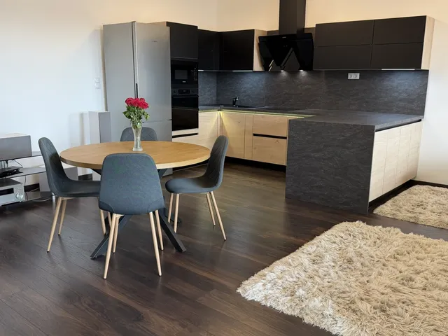 Kiadó lakás Budapest XI. kerület, Alíz utca 88 nm