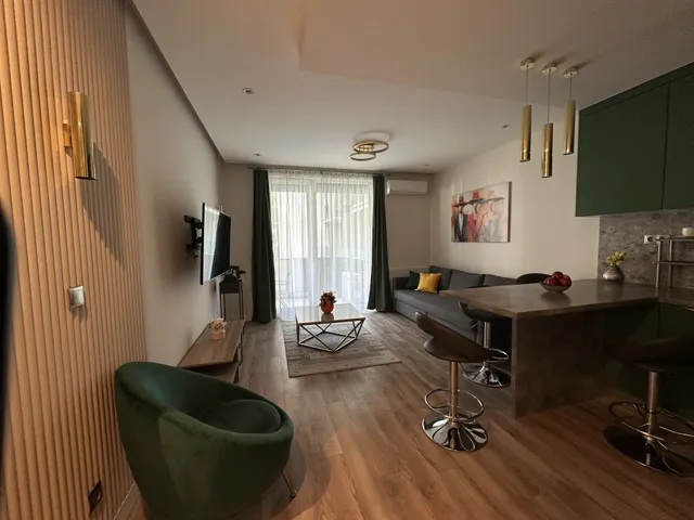 Kiadó lakás Budapest VIII. kerület, Corvin sétány 65 nm