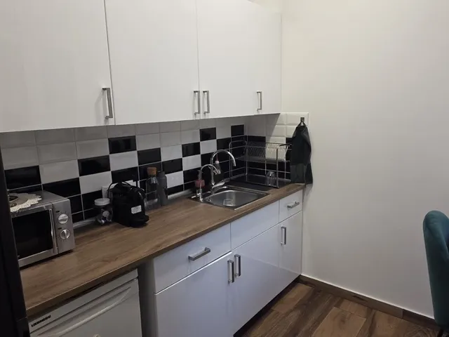 Kiadó lakás Budapest IX. kerület, Mester utca 73 nm