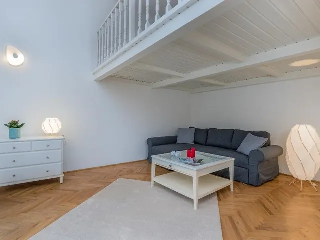 Kiadó lakás Budapest V. kerület, Hold utca 60 nm