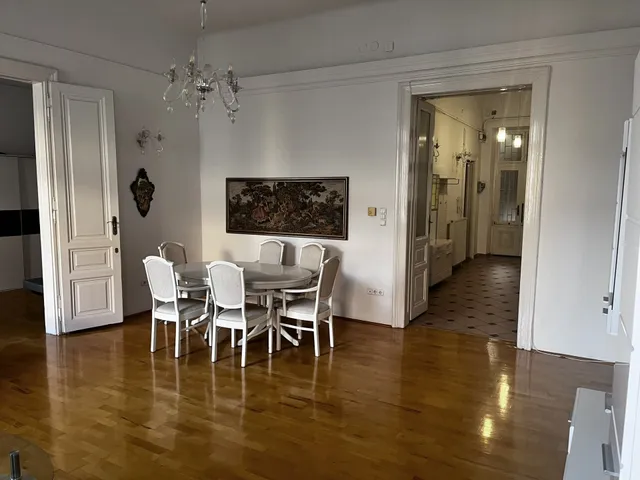 Kiadó lakás Budapest VIII. kerület, Palotanegyed 95 nm