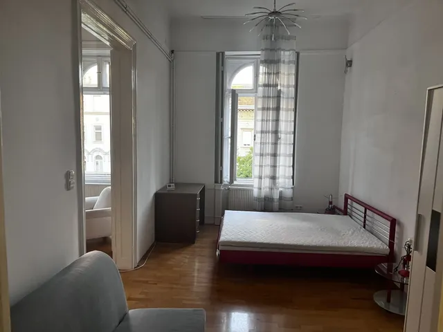 Kiadó lakás Budapest VIII. kerület, Palotanegyed 95 nm