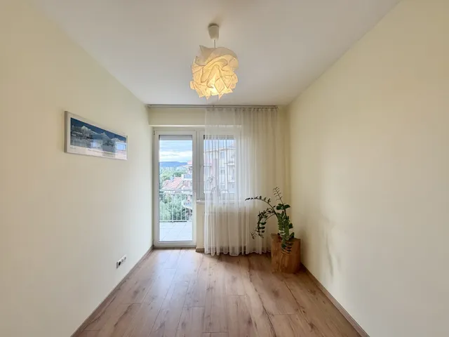 Kiadó lakás Budapest XI. kerület, Csurgói út 75 nm