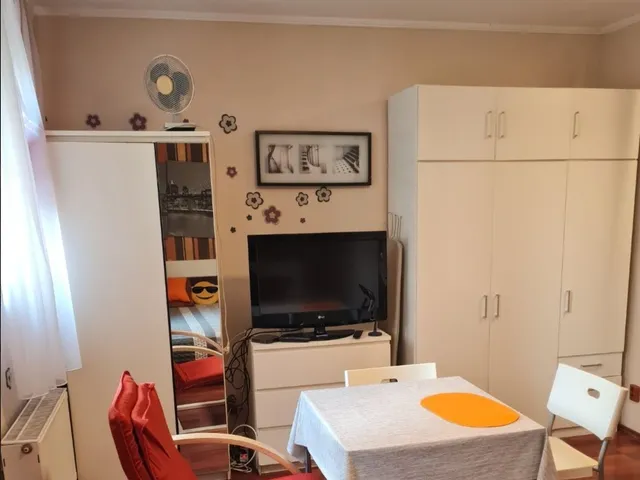 Kiadó lakás Budapest IX. kerület, Vendel utca 25 nm