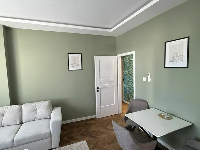 Kiadó lakás Budapest I. kerület, Batthyány utca 50 nm