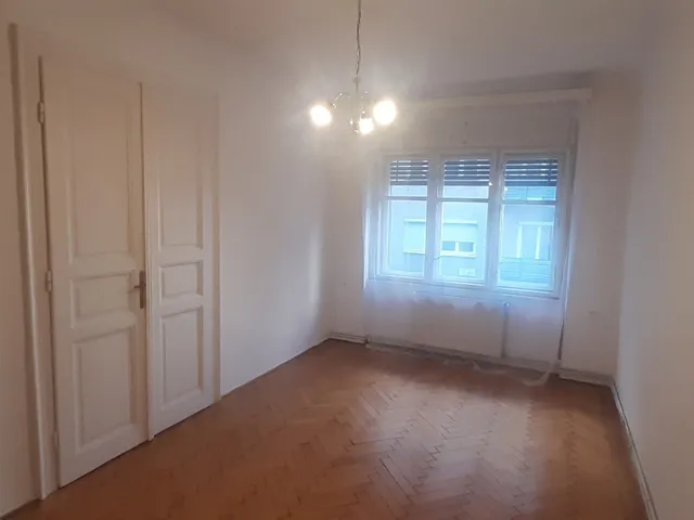 Kiadó lakás Budapest I. kerület 103 nm