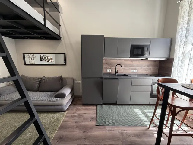 Kiadó lakás Budapest VIII. kerület, Horánszky utca 28 nm
