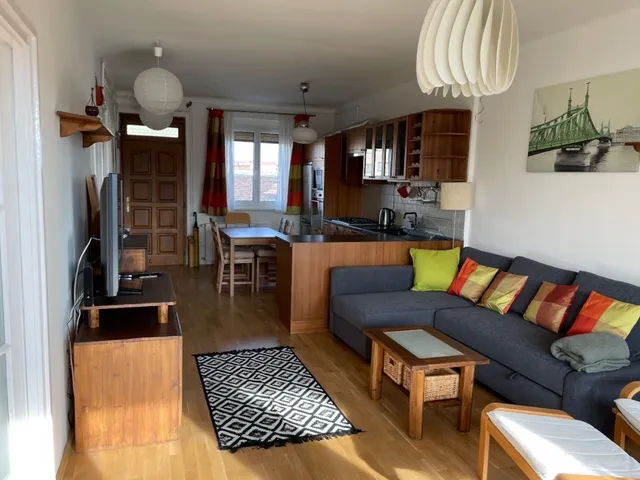 Kiadó lakás Budapest XII. kerület, Böszörményi út 61 nm