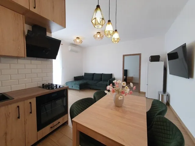 Kiadó lakás Budapest XI. kerület, Albertfalva, Kisköre utca 52 nm