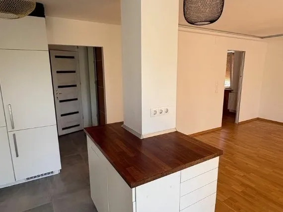 Kiadó lakás Budapest XII. kerület, Sashegy, Hegyalja út 53 nm
