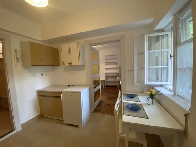 Kiadó lakás Budapest XI. kerület, Kelenföldi út 31 nm