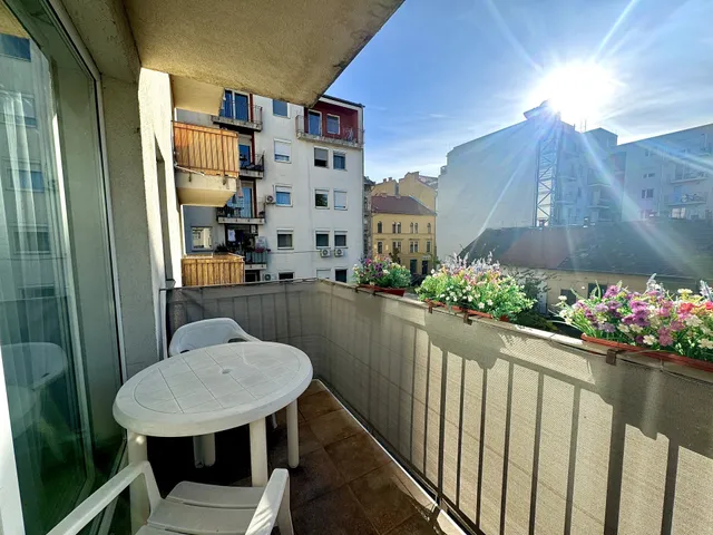 Kiadó lakás Budapest VIII. kerület, Lujza utca 66 nm