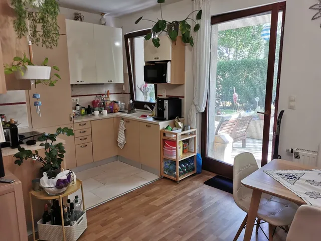 Kiadó lakás Budapest XI. kerület, Hosszúréti utca 68 nm
