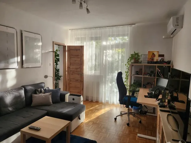 Kiadó lakás Budapest IX. kerület, Üllői út 42 nm