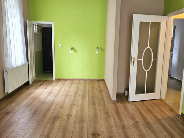 Kiadó lakás Budapest XIV. kerület, Varsó utca 50 nm