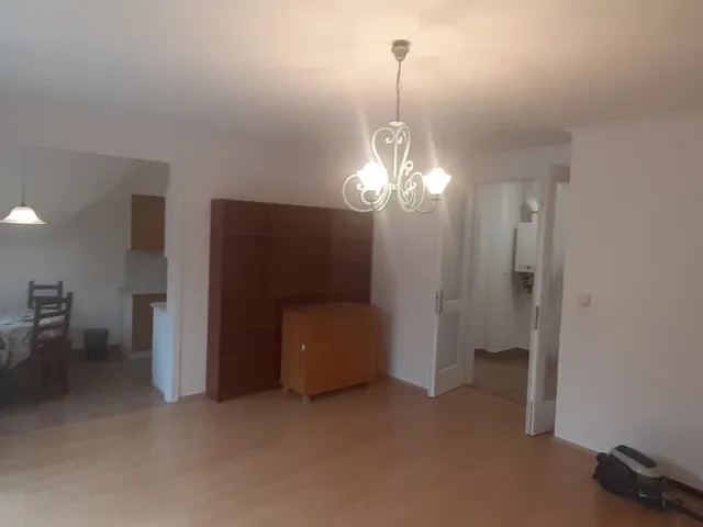 Kiadó lakás Budapest XI. kerület, Sasad-Sashegy XI. ker., Dayka Gábor utca 90 nm